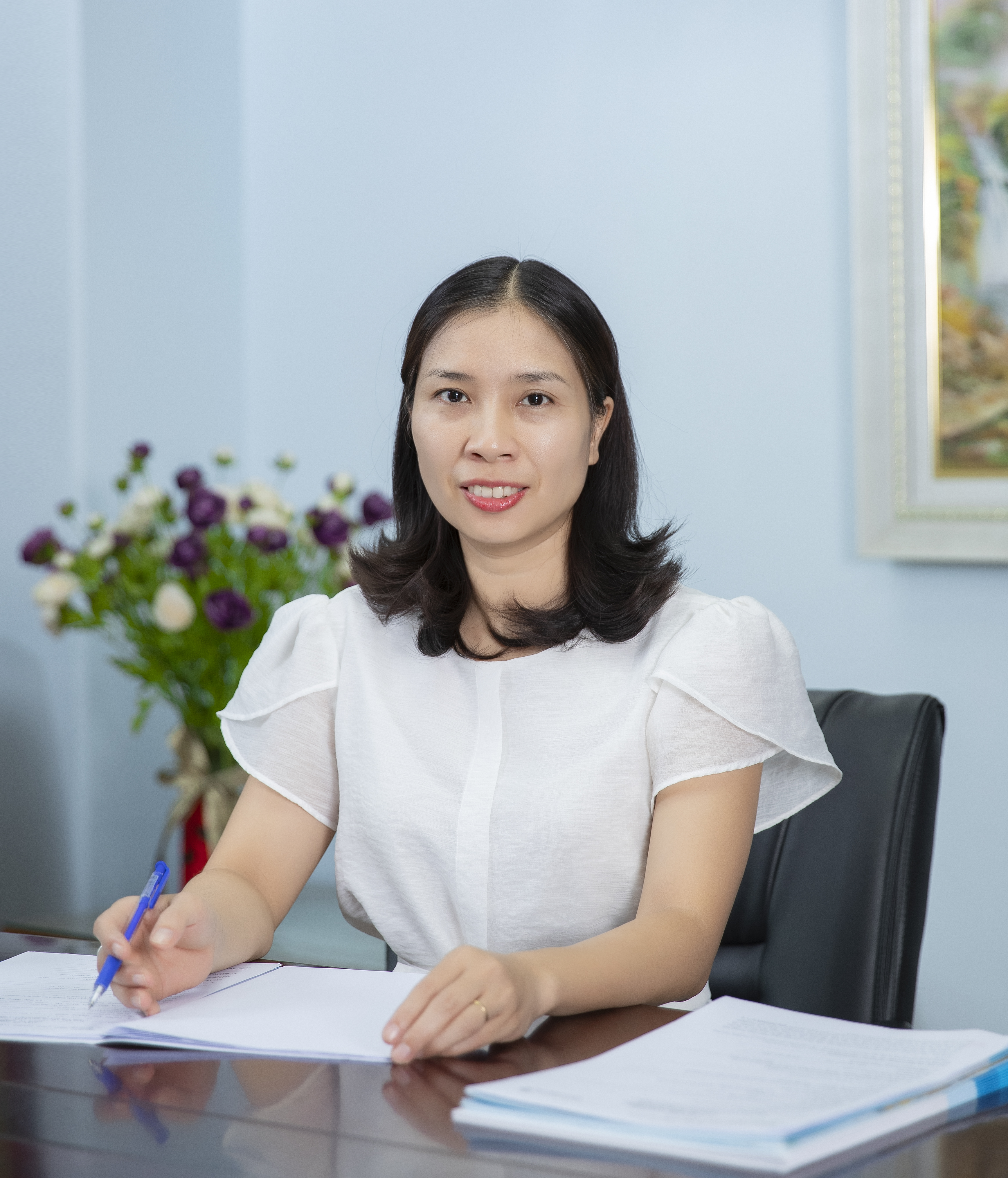 Bà Hoàng Thị Dung